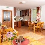 Guest house Berkenye Vendeghaz 4*