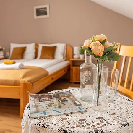 Berkenye Vendeghaz 게스트하우스