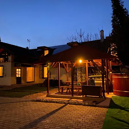 Berkenye Vendeghaz 블로톤퓌레드