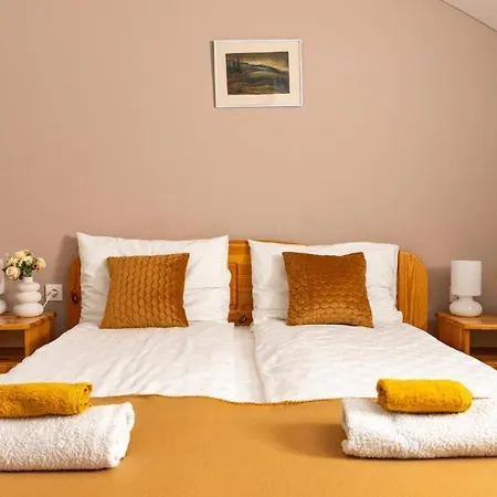 게스트하우스 Berkenye Vendeghaz 4*