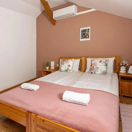 Berkenye Vendeghaz بيت ضيافة بالاتونفوريد