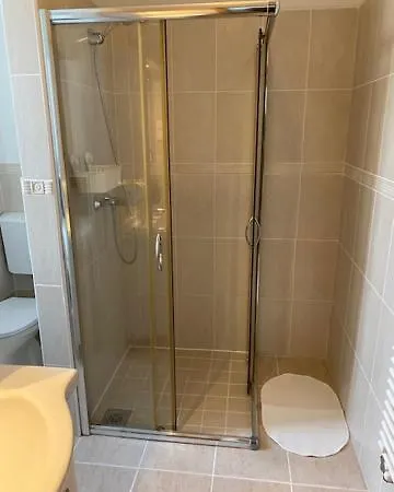 게스트하우스 Berkenye Vendeghaz 블로톤퓌레드