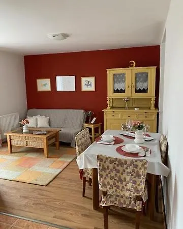 Berkenye Vendeghaz 4* 블로톤퓌레드